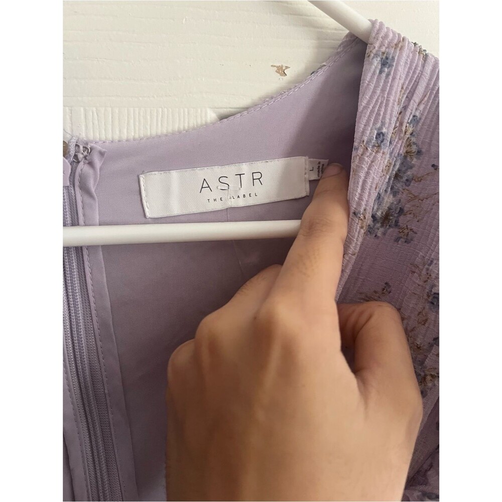 ASTR the Label Maxi Dress Emporia Lavender Floral Chiffon Wedding Guest size L - Picture 9 of 12